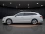 Skoda Superb Combi 1.5 TSI First Edition | Pano dak | Trekhaak | Camera | ACC | Stoelverwarming | Elek achterklep |