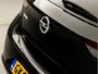 Opel Corsa 1.2 Sport (APPLE CARPLAY, GROOT NAVI, STUURWIEL VERWARMD, 360 CAMERA, LED, GETINT GLAS, LANE ASSIST, LEDER STUURWIEL, LM VELGEN, NIEUWSTAAT)