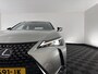 Lexus UX 300e Business 54 kWh (INCL-BTW) *HEATPUMP | MICROFIBRE | DIGI-COCKPIT | FULL-LED | NAVI-FULLMAP | DAB+ | KEYLESS | CAMERA | COMFORTSEATS | ECC | CARPLAY | SHIFTPADDLES | BLINDSPOT | ADAPTIVE-CRUISE | 17''ALU*