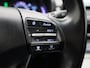 Hyundai Kona Electric EV Premium 64 kWh | Apple Carplay / Android Auto | Stoelverwarming | Stuurverwarming | Head-Up Display | Achteruitrijcamera |