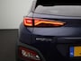 Hyundai Kona Electric EV Premium 64 kWh | Apple Carplay / Android Auto | Stoelverwarming | Stuurverwarming | Head-Up Display | Achteruitrijcamera |