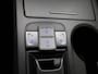 Hyundai Kona Electric EV Premium 64 kWh | Apple Carplay / Android Auto | Stoelverwarming | Stuurverwarming | Head-Up Display | Achteruitrijcamera |