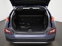 Hyundai Kona Electric EV Premium 64 kWh | Apple Carplay / Android Auto | Stoelverwarming | Stuurverwarming | Head-Up Display | Achteruitrijcamera |
