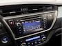 Toyota Auris 1.8 Hybrid Dynamic Automaat (NAVIGATIE, CAMERA, CLIMATE, SPORTSTOELEN, KEYLESS, LM VELGEN, CRUISE, NIEUWSTAAT)