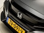 Honda Civic 1.0 i-VTEC Sport Automaat (NAVIGATIE, CAMERA, ZWART HEMEL, SPORTSTOELEN, ADAPTIVE CRUISE, TREKHAAK, NIEUWE APK, NIEUWSTAAT)