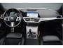 BMW 3-Serie 320i Executive Edition | M-PAKKET | SCHUIFDAK | CAMERA | HIFI |