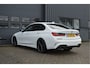 BMW 3-Serie 320i Executive Edition | M-PAKKET | SCHUIFDAK | CAMERA | HIFI |