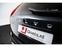 Volvo XC90 2.0 T8 Recharge AWD R-Design Panoramadak - Trekhaak - Head up - Harman Kardon - Adaptieve Cruise Control - Parkeerverwarming met timer - Getinte Ruiten - Gelamineerde zijruiten en achterruit -