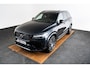 Volvo XC90 2.0 T8 Recharge AWD R-Design Panoramadak - Trekhaak - Head up - Harman Kardon - Adaptieve Cruise Control - Parkeerverwarming met timer - Getinte Ruiten - Gelamineerde zijruiten en achterruit -