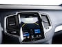 Volvo XC90 2.0 T8 Recharge AWD R-Design Panoramadak - Trekhaak - Head up - Harman Kardon - Adaptieve Cruise Control - Parkeerverwarming met timer - Getinte Ruiten - Gelamineerde zijruiten en achterruit -