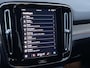 Volvo XC40 Recharge Pro NL Auto vol luxe! Schuif/kanteldak, 360 camera, stoel- & stuurverwarming, navigatie, Apple CarPlay/Android Auto, parkeersensoren rondom