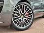 Porsche Macan 3.6 Turbo Performance Package | Target Blue Eye | RVS uitlaat | Elc trekhaak