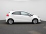Kia Rio 1.2 CVVT ComfortPlusLine Navigator | Achteruitrijcamera | Bluetooth | Airco |