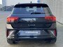 Volkswagen T-Roc 1.5 TSI 150pk DSG R-Line / Black style / IQ LED / Virtual cockpit pro / Afneembare trekhaak / 19'' LMV