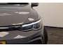 Volkswagen Golf 1.5 eTSI R-Line Business Full-led Navigatie Adaptive-Cruise ! 2e Paasdag geopend van 12.00 tot 17:00u !