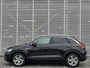 Volkswagen T-Roc 1.0 TSI 110pk R-Line / Virtual cockpit / LED plus / Ergoactive stoel / 17'' LMV P4