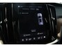 Volvo V60 2.0 T8 Plug-in hybrid AWD Plus Dark | Panorama dak| Geventileerde voorstoelen| Exterior styling kit | Polestar motorupgrade | Extra getint glas | Trekhaak