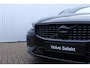 Volvo V60 2.0 T8 Plug-in hybrid AWD Plus Dark | Panorama dak| Geventileerde voorstoelen| Exterior styling kit | Polestar motorupgrade | Extra getint glas | Trekhaak