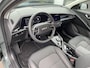 Kia Niro EV DynamicLine 64.8 kWh navigatie Apple CarPlay/Android Auto, NL-AUTO! parkeersensoren v&a, achteruitrij camera, adaptieve cruise control, BTW-auto
