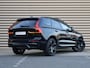 Volvo XC60 T6 Plug-in hybrid AWD Ultra Black Edition | Uit voorraad leverbaar | Harman Kardon | Panoramadak