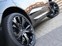 Volvo XC60 T6 Plug-in hybrid AWD Ultra Black Edition | Uit voorraad leverbaar | Harman Kardon | Panoramadak