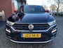 Volkswagen T-Roc 1.5 TSI Style // BEATS AUDIO // TREKHAAK // NAVI // PDC // ADAPTIVE CRUISE // APPLE CARPLAY - ANDROID AUTO // STOELVERWARMING //