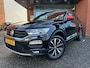 Volkswagen T-Roc 1.5 TSI Style // BEATS AUDIO // TREKHAAK // NAVI // PDC // ADAPTIVE CRUISE // APPLE CARPLAY - ANDROID AUTO // STOELVERWARMING //
