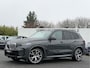 BMW X5 xDrive50e 489pk M-Sport Lucht Swarovski Trekh HUD 4W-best Zetels H&K Laser Alcant.Hemel VOL!