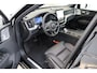 Volvo XC60 T6 350PK Ultra Black Edition Trekhaak | Luchtvering | Getint Glas | 360° | B&W Audio