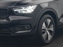 Volvo XC40 T5 Recharge R-Design Plug In Hybrid 263pk Dealer O.H PHEV | Trekhaak Af Fabriek | Camera | Harman / Kardon | Sportstoelen & Stuur Verwarmd | Keyless | Cruise Control | Apple Carplay | Navigatie | Virtual | DAB |