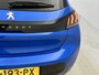 Peugeot e-208 EV Allure Pack 50 kWh 136pk | Navigatie via Apple Carplay / Android Auto | Achteruitrijcamera | 3D Cockpit | Climate Control | Cruise Control | Parkeersensoren | Stof/kunstleder | Keyless start | DAB+ radio | Led koplampen | Donker getint glas | 16" lichtmetalen velgen |