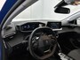 Peugeot e-208 EV Allure Pack 50 kWh 136pk | Navigatie via Apple Carplay / Android Auto | Achteruitrijcamera | 3D Cockpit | Climate Control | Cruise Control | Parkeersensoren | Stof/kunstleder | Keyless start | DAB+ radio | Led koplampen | Donker getint glas | 16" lichtmetalen velgen |