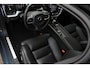 Volvo V60 T4 Automaat Momentum | Dealeronderhouden | Panoramadak | Parkeerverwarming met timer | Intellisafe Pro Line | Pilot Assist | Adaptieve Cruise control | Camera achter | Moritz lederen bekleding | Drive Modes | Park Assist Pack | Scandinavian Line | Verwarmbare voorstoelen | Verwarmbare achterbank | Blis | 19" Lichtmetalen velgen | All Seasonbanden | Noodreservewiel | Elektrisch bedienbare achterklep | Apple Carplay/Android Auto | Keyless |