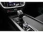 Volvo V60 T4 Automaat Momentum | Dealeronderhouden | Panoramadak | Parkeerverwarming met timer | Intellisafe Pro Line | Pilot Assist | Adaptieve Cruise control | Camera achter | Moritz lederen bekleding | Drive Modes | Park Assist Pack | Scandinavian Line | Verwarmbare voorstoelen | Verwarmbare achterbank | Blis | 19" Lichtmetalen velgen | All Seasonbanden | Noodreservewiel | Elektrisch bedienbare achterklep | Apple Carplay/Android Auto | Keyless |