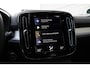 Volvo XC40 1.5 T4 Recharge Inscription | Dealeronderhouden | Elektrisch bedienbare achterklep | 18" Lichtmetalen velgen | All Seasonbanden | Lane Keeping Aid | Camera achter | Draaldloos telefoon opladen | Zitverlenging |