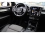 Volvo XC40 1.5 T4 Recharge Inscription | Dealeronderhouden | Elektrisch bedienbare achterklep | 18" Lichtmetalen velgen | All Seasonbanden | Lane Keeping Aid | Camera achter | Draaldloos telefoon opladen | Zitverlenging |