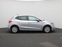 SEAT Ibiza 1.0 TSI Style Business Intense 95 PK | LED Koplampen | Climate Control | Achteruitrijcamera | Navigatie | Apple Carplay/Android Auto | Cruise Control | Privacy Glass | Parkeersensoren | Lichtmetalen velgen |