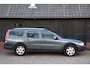 Volvo XC70 2.4 D5 Ocean Race Xenon/Leer/Parkeersensor/Apk 02-2027