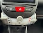 Peugeot 107 1.0-12V Urban Move 5-Drs Airco! bj:2010 NAP!