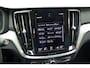 Volvo V60 T8 408PK Recharge AWD Inscription | Bowers&Wilkins High End Audio | Elektrisch bedienbaar panoramisch schuif/-kanteldak | Adaptieve Cruise Control met Pilot Assist | Verwarmbare voorstoelen + stuurwiel | Geventileerde voorstoelen met massagefunctie | Elektrisch bedienbare voorstoelen met geheugen | Grafische Head-Up display | Alarm klasse III | Blind Spot Information System | Park Assist voor + achter | 360 Camera | Semi-elektrische trekhaak | Apple CarPlay/Android Auto | 18'' Lichtmetalen wielen