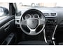 Suzuki Swift 1.2 Comfort EASSS, Stoer, 5 deurs, Airco, 17 inch lichtmetaal, Boekjes, Isofix Prijs incl. Apk, beurt en 3 maanden garantie
