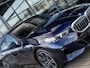BMW 5-Serie 530e | M-SPORT | HARMAN KARDON | COMFORT PAKKET | DRIVING ASSISTANT PROF | TRAVEL PAKKET | PARKING ASSISTANT PLUS | STOELMEMORY | SFEERVERLICHTING | STOELVENTILATIE | TANSANIT BLAU | 19 INCH | INNOVATIE PAKKET |