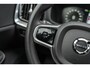 Volvo S60 B3 R-Design | Navigatie | Adaptieve Cruise Control | Keyless | Stoel-/Stuurverwarming | Dodehoekdetectie | Sportchassis | Elek. Stoelen | Memory | LED Koplampen | Park Assist | DAB | Zitverlenging | Apple Carplay & Android Auto | 18" LM