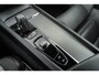 Volvo S60 B3 R-Design | Navigatie | Adaptieve Cruise Control | Keyless | Stoel-/Stuurverwarming | Dodehoekdetectie | Sportchassis | Elek. Stoelen | Memory | LED Koplampen | Park Assist | DAB | Zitverlenging | Apple Carplay & Android Auto | 18" LM