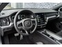 Volvo S60 B3 R-Design | Navigatie | Adaptieve Cruise Control | Keyless | Stoel-/Stuurverwarming | Dodehoekdetectie | Sportchassis | Elek. Stoelen | Memory | LED Koplampen | Park Assist | DAB | Zitverlenging | Apple Carplay & Android Auto | 18" LM