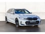 BMW 3-Serie Touring 320e M-Sportpakket | 19" LMV | Leer-Alcantara | Head-up