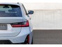 BMW 3-Serie Touring 320e M-Sportpakket | 19" LMV | Leer-Alcantara | Head-up