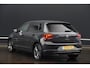 Volkswagen Polo 1.0 TSI 95pk Highline Virtual Cockpit LED 16-Inch R-Line ACC CarPlay Getint glas NL-Auto