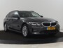 BMW 3-Serie 318i Business Edition | Trekhaak | Sportstoelen | Half leder | Adaptief LED | Carplay | Navigatie | Parkeerhulp | Climate control | Bluetooth | Cruise control