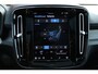 Volvo XC40 Recharge P8 AWD R-Design | Trekhaak | Panoramadak | Harman Kardon | 360 Graden Camera | Verwarmbare Voorstoelen | Apple Carplay | Google Infotainment | Adaptieve Cruise Control
